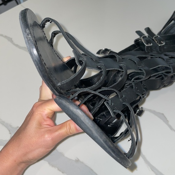 KURT GEIGER CARVELA Black Leather Gladiator Sandals Made in Italy Size 36 (6US) - Picture 5 of 11